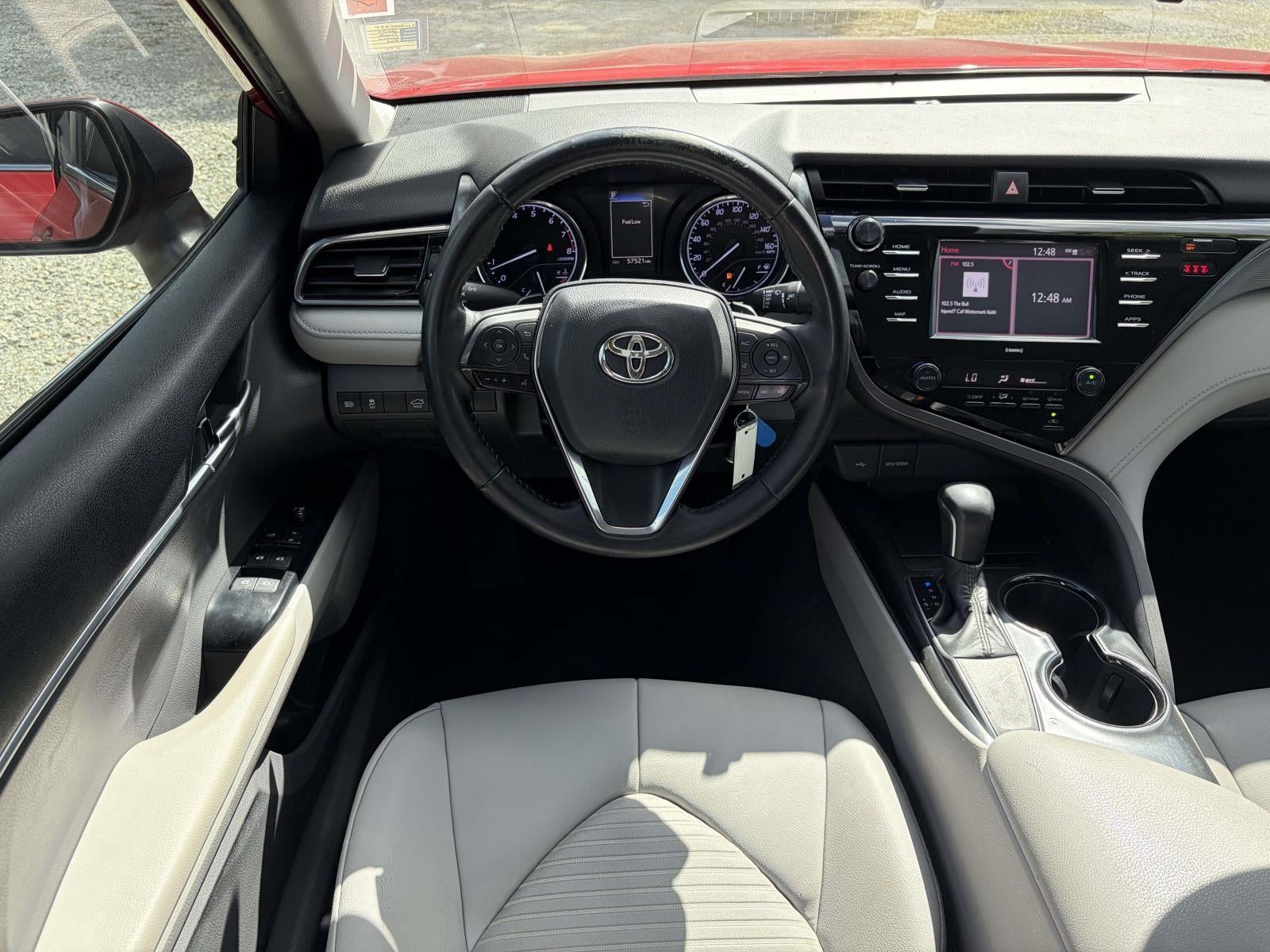 2020 Toyota Camry SE