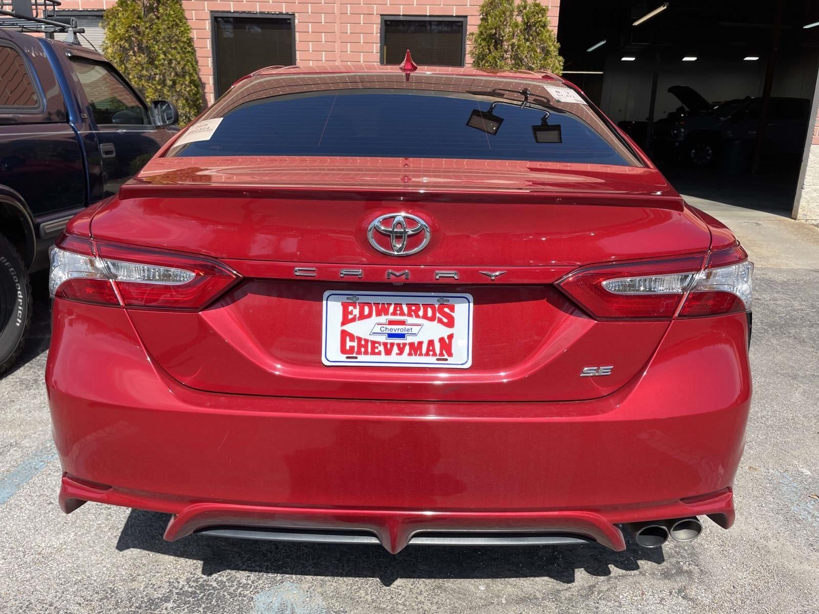 2020 Toyota Camry SE