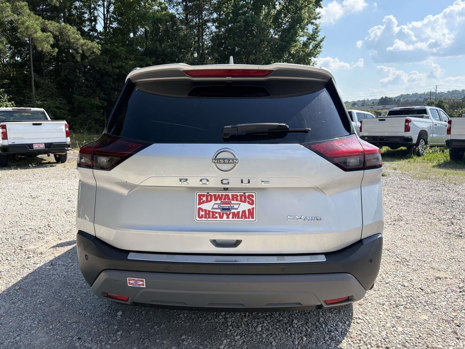 2022 Nissan Rogue SV