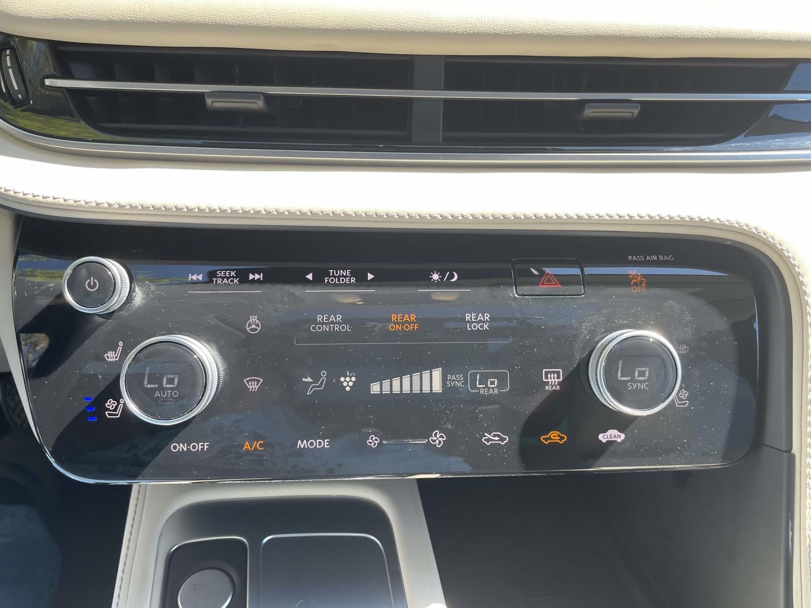 2023 INFINITI QX60 SENSORY