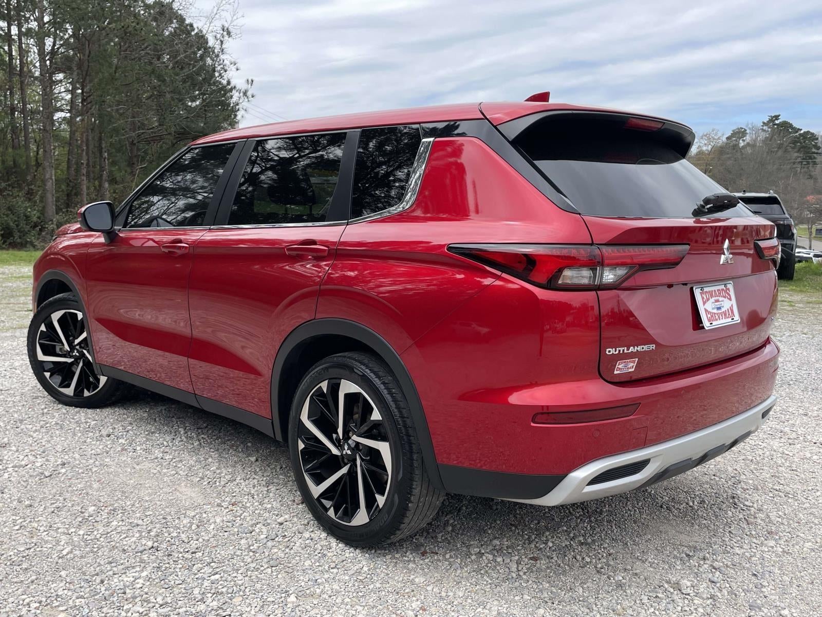 2024 Mitsubishi Outlander SE