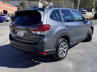 2024 Subaru Forester Premium