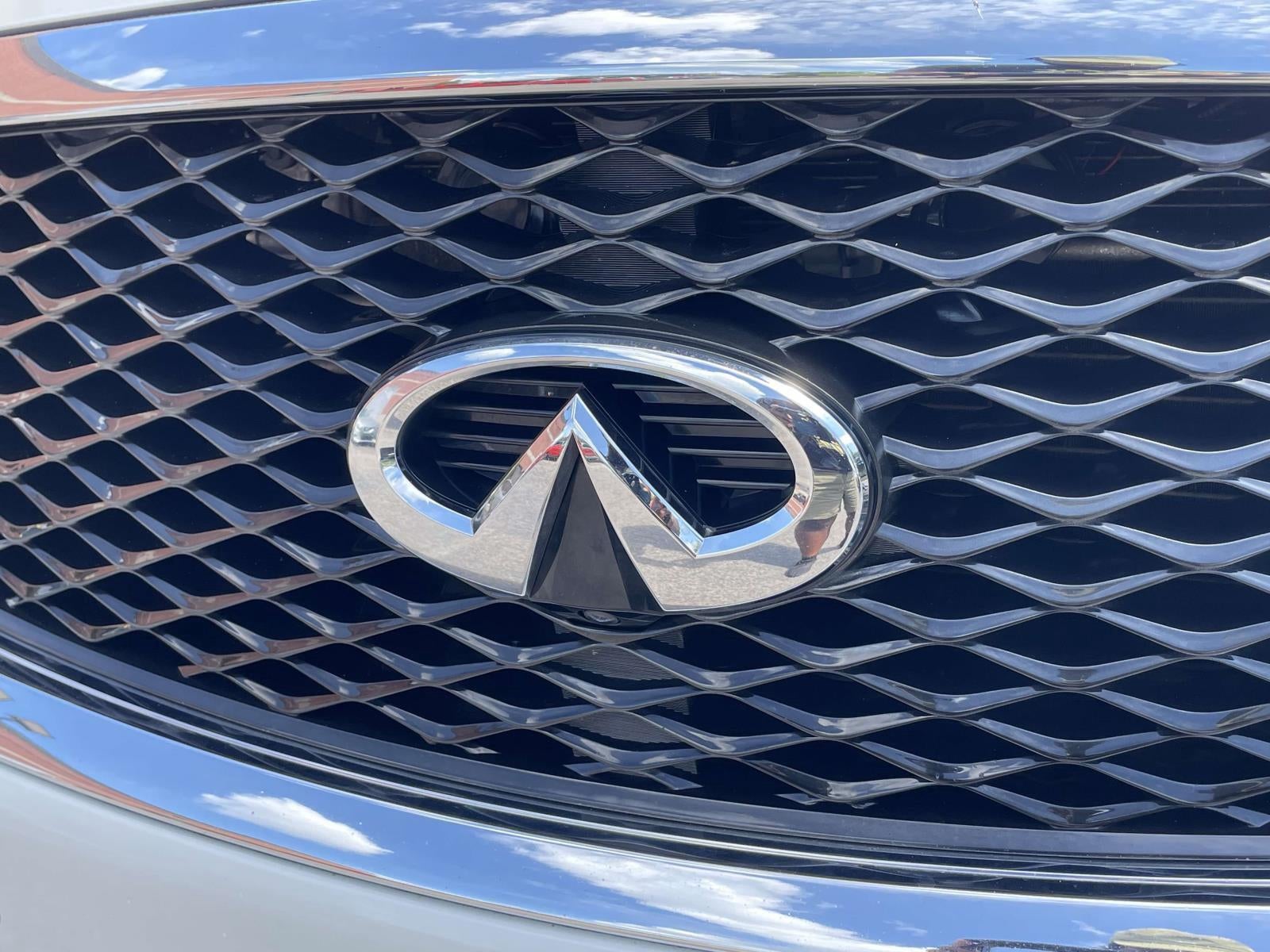 2017 INFINITI QX80 Base
