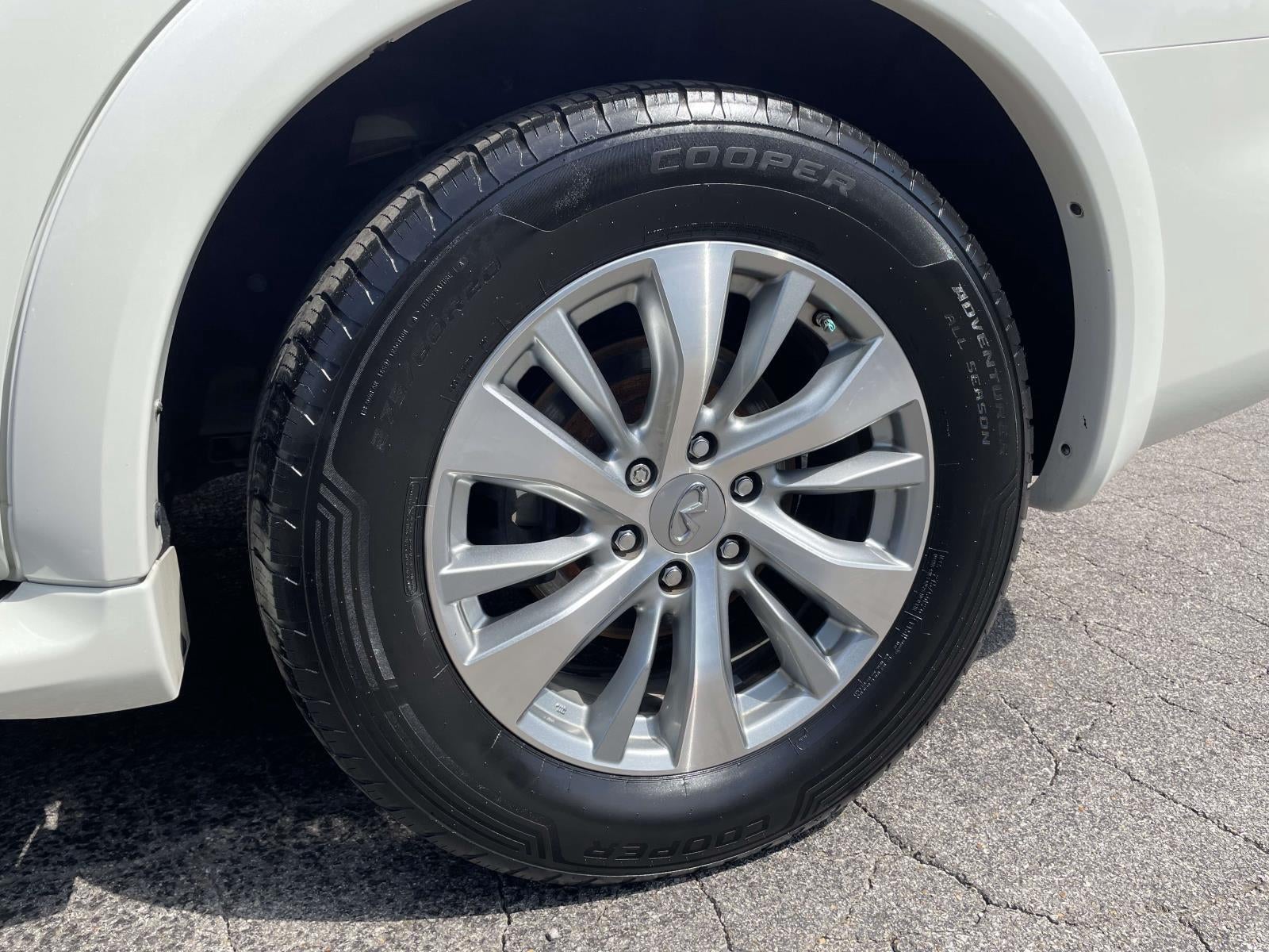 2017 INFINITI QX80 Base