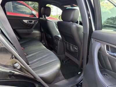 2015 INFINITI QX70 NA