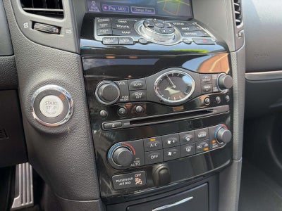 2015 INFINITI QX70 NA