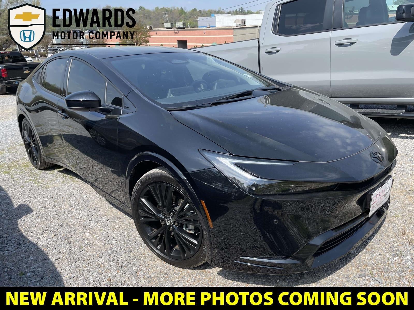 2026 Toyota Prius Plug-In Hybrid SE