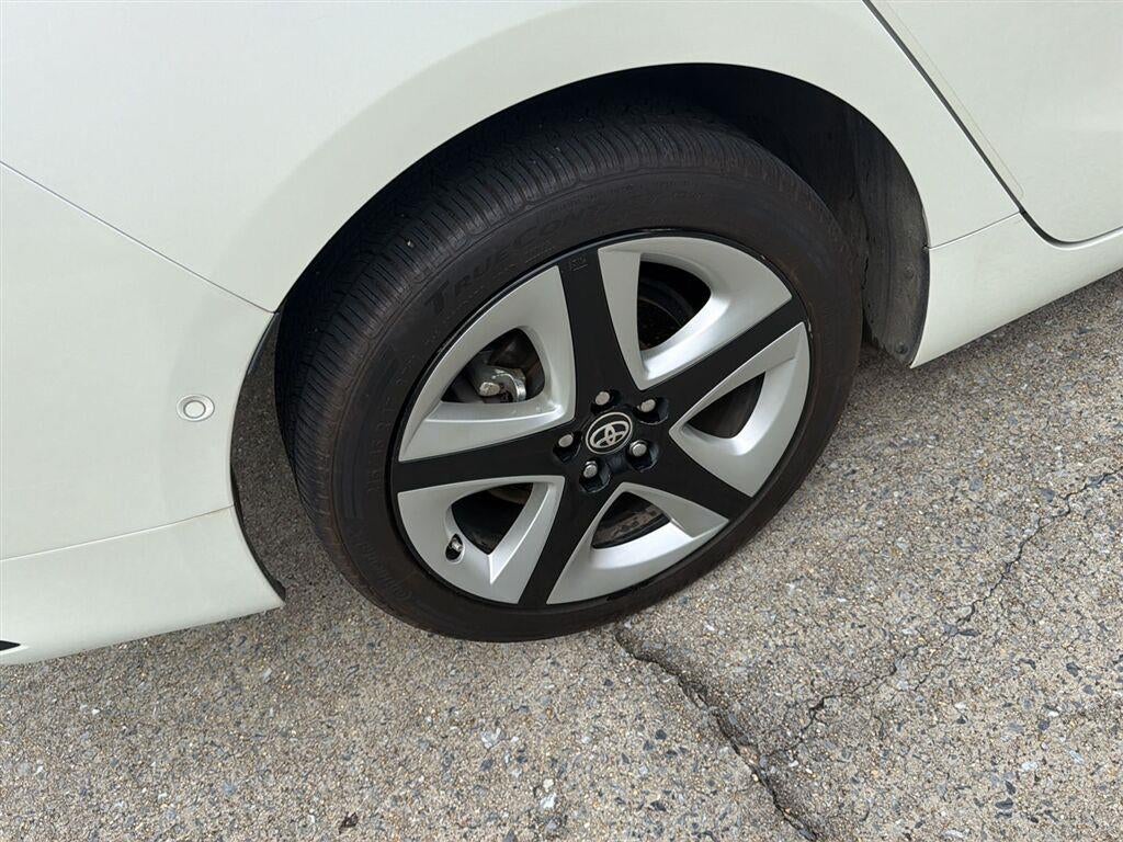 2016 Toyota Prius Four