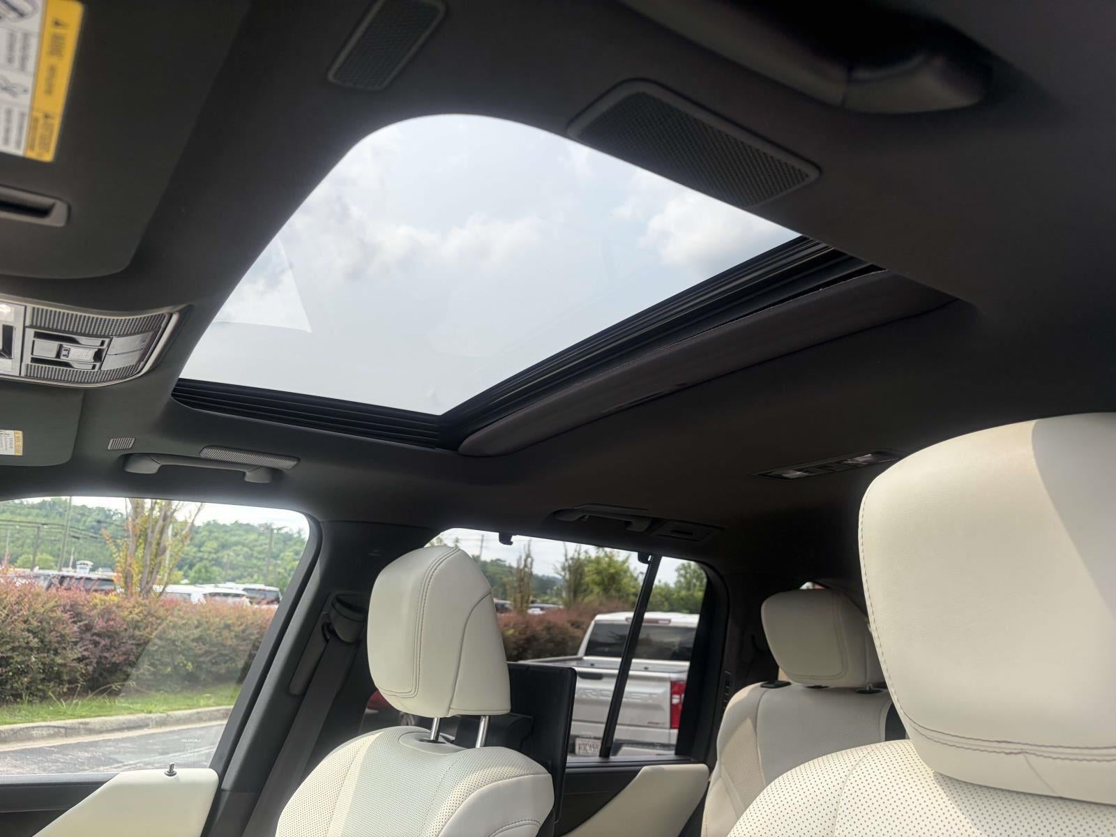 2022 Lexus LX LX 600 Luxury