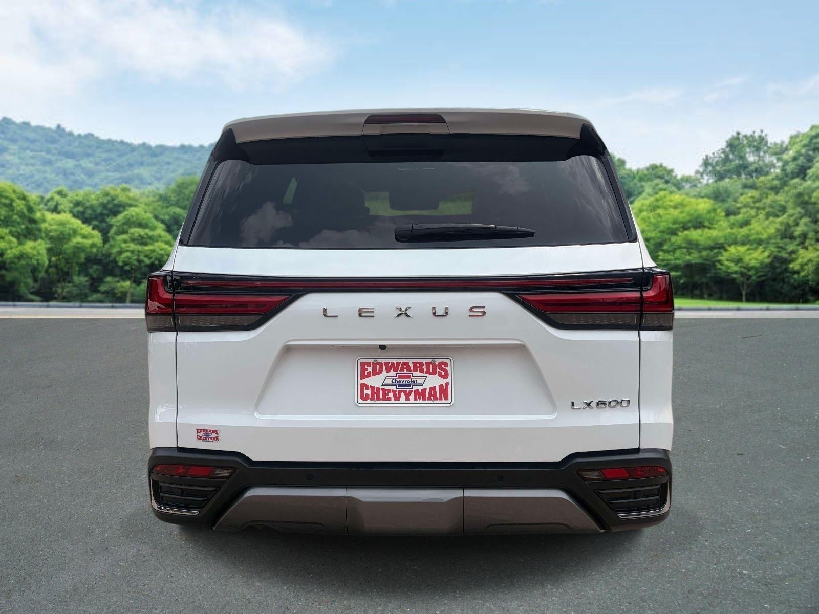 2022 Lexus LX LX 600 Luxury