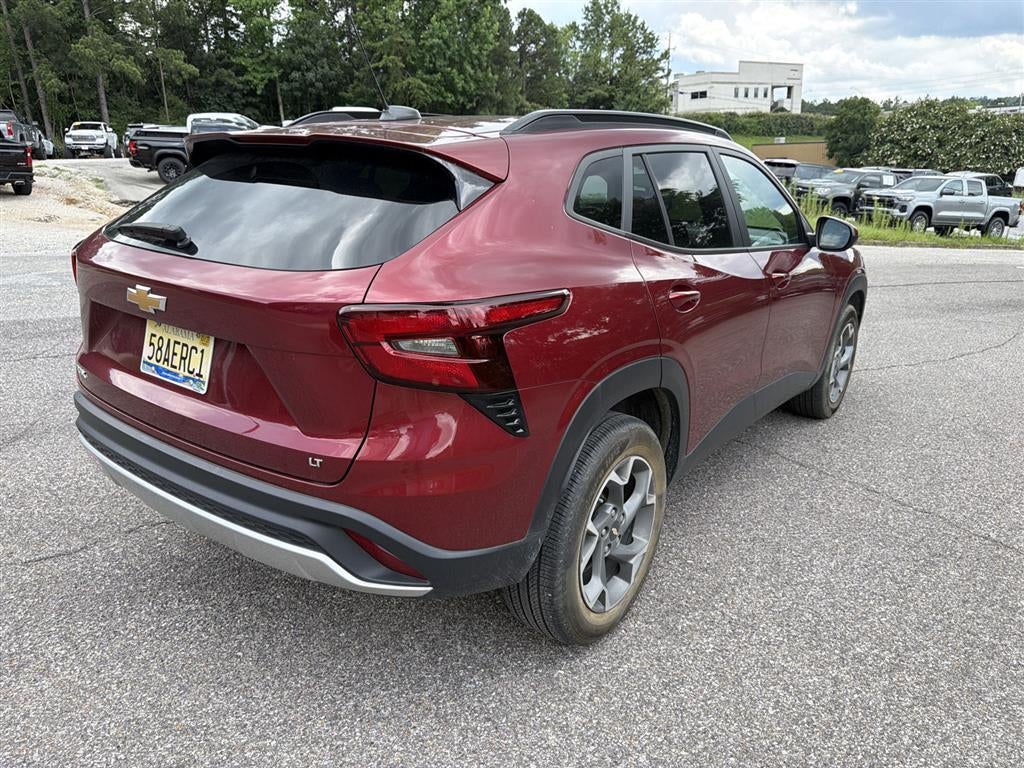 2024 Chevrolet Trax LT