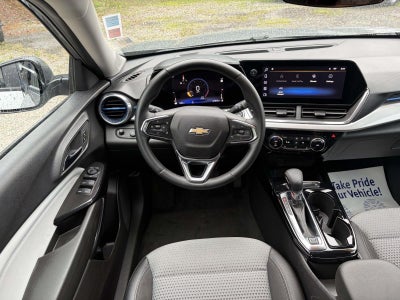 2025 Chevrolet Trax LT