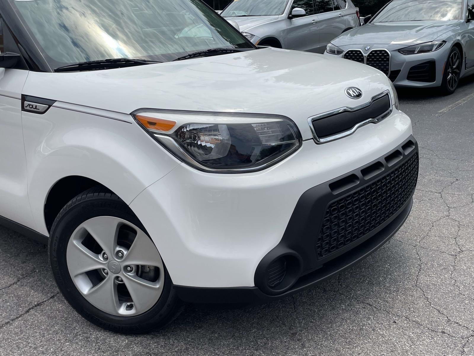 2016 Kia Soul Base