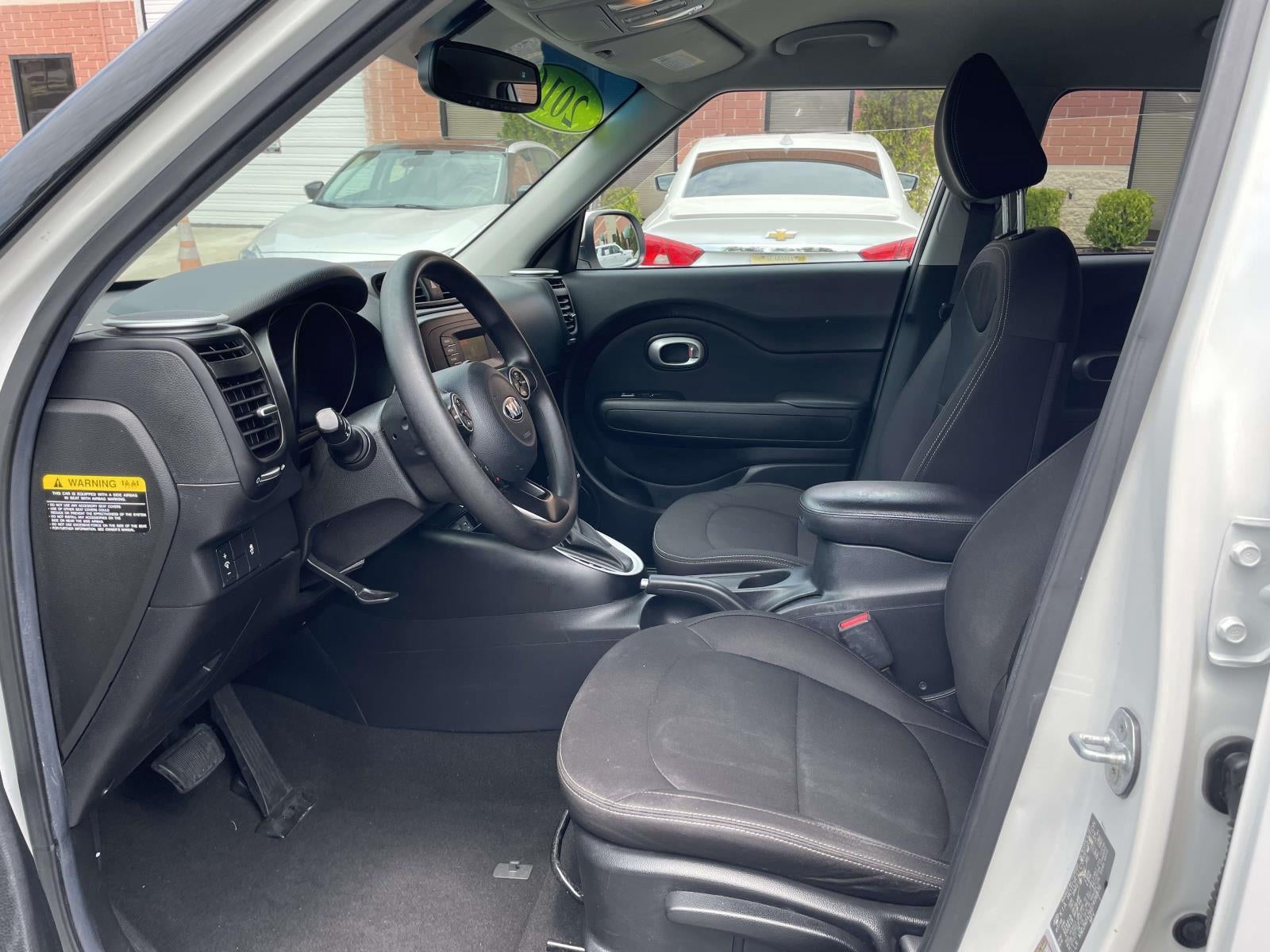 2016 Kia Soul Base