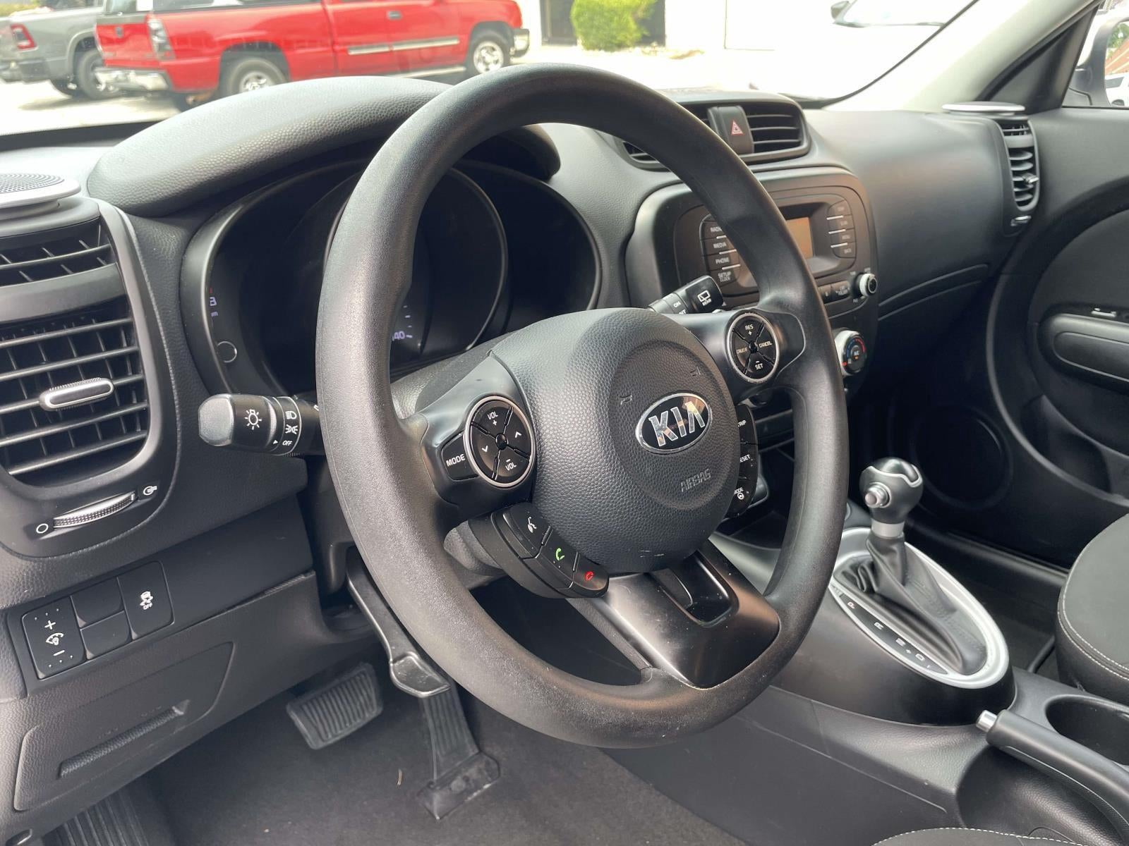 2016 Kia Soul Base