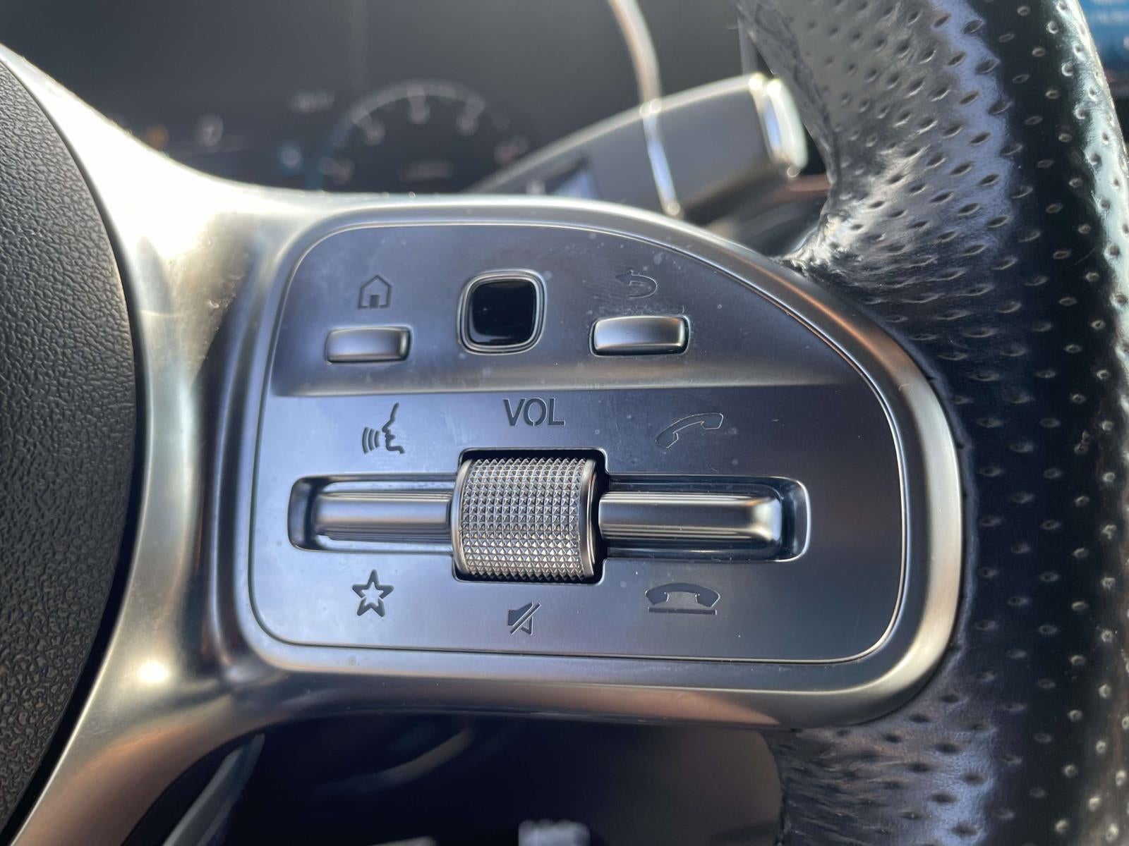 2021 Mercedes-Benz GLC GLC 300