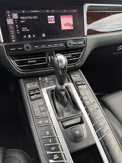 2021 Porsche Macan Turbo