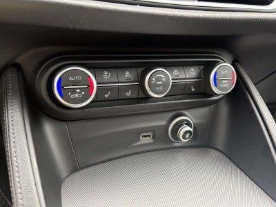 2024 Alfa Romeo Stelvio Ti