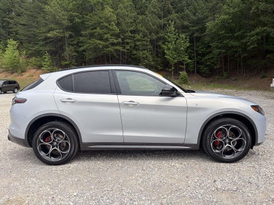 2024 Alfa Romeo Stelvio Ti