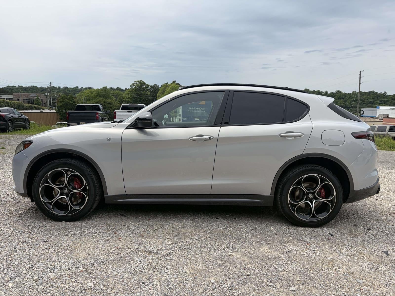 2024 Alfa Romeo Stelvio Ti