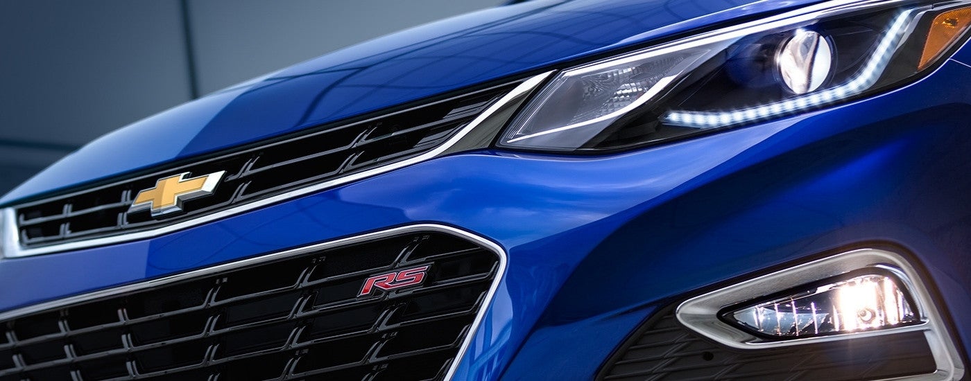Grille on a blue 2016 Chevy Cruze RS